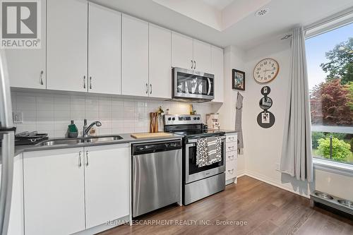 15 - 670 Atwater Avenue, Mississauga, ON - Indoor Photo Showing Kitchen With Double Sink