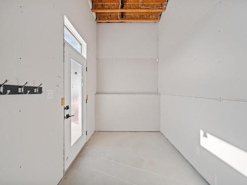 2770 Peregrine Way, Merritt, BC - Indoor Photo Showing Other Room