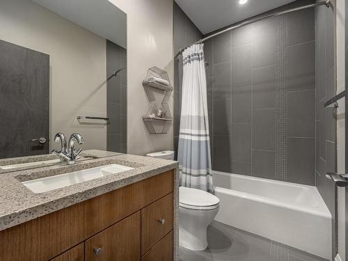 1858 Ironwood Terrace, Kamloops, BC - Indoor Photo Showing Bathroom