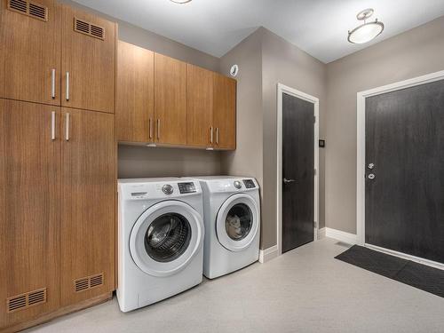 1858 Ironwood Terrace, Kamloops, BC - Indoor Photo Showing Laundry Room