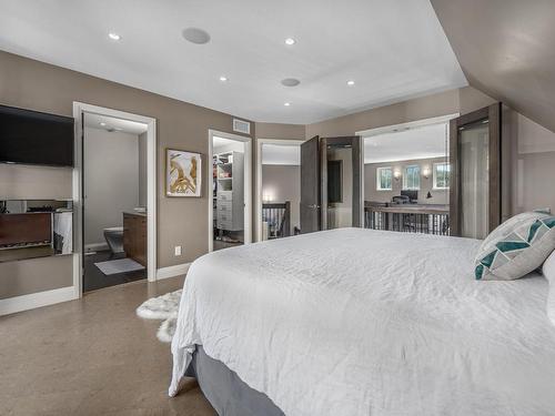 1858 Ironwood Terrace, Kamloops, BC - Indoor Photo Showing Bedroom