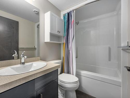 1858 Ironwood Terrace, Kamloops, BC - Indoor Photo Showing Bathroom