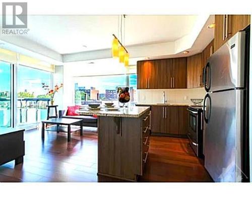 238 Besserer Street Unit#716, Ottawa, ON - Indoor Photo Showing Kitchen