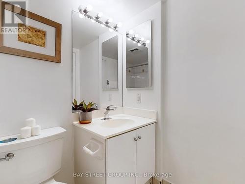 1119 - 1883 Mcnicoll Avenue, Toronto, ON - Indoor Photo Showing Bathroom