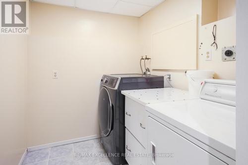 1 Hedgeson Court, Brampton, ON - Indoor Photo Showing Laundry Room