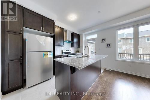 1407 William Halton Parkway, Oakville, ON - Indoor Photo Showing Kitchen