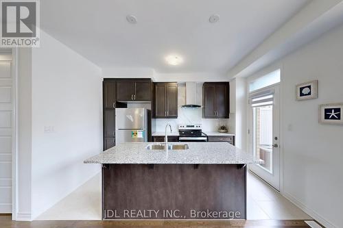 1407 William Halton Parkway, Oakville, ON - Indoor Photo Showing Kitchen