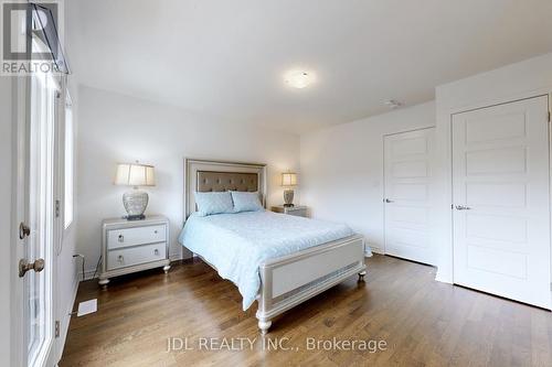 1407 William Halton Parkway, Oakville, ON - Indoor Photo Showing Bedroom