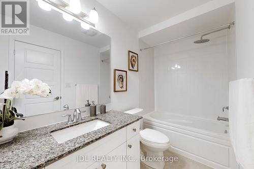 1407 William Halton Parkway, Oakville, ON - Indoor Photo Showing Bathroom