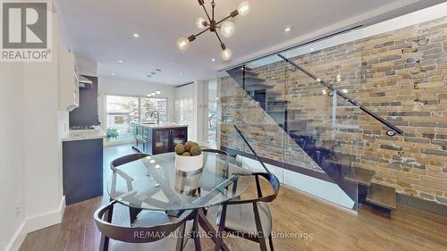 22 Fielding Avenue, Toronto, ON - Indoor