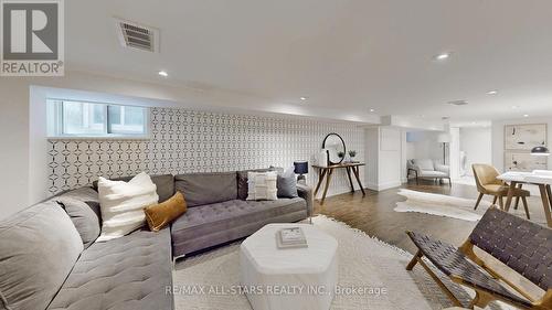 22 Fielding Avenue, Toronto, ON - Indoor Photo Showing Living Room