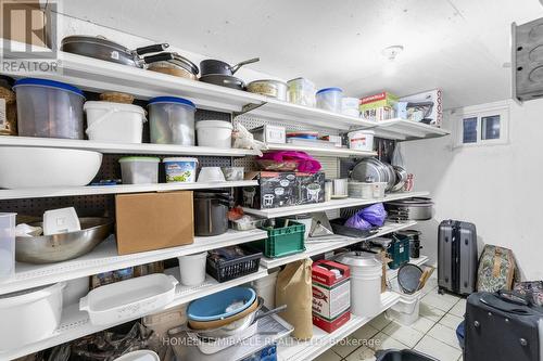 373 Forest Drive, Vaughan, ON - Indoor With Storage