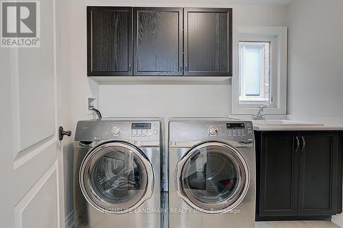 60 Royal West Road W, Markham, ON - Indoor Photo Showing Laundry Room