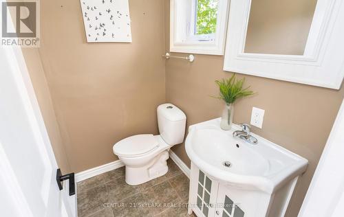 3 Binsell Avenue, Brampton, ON - Indoor Photo Showing Bathroom