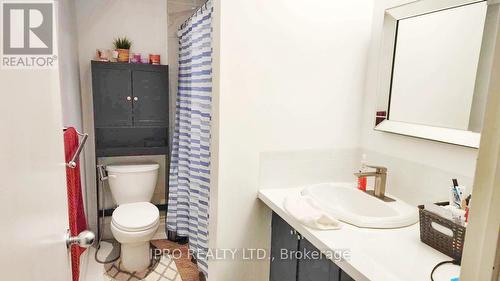 520 - 1000 Cedarglen Gate, Mississauga, ON - Indoor Photo Showing Bathroom