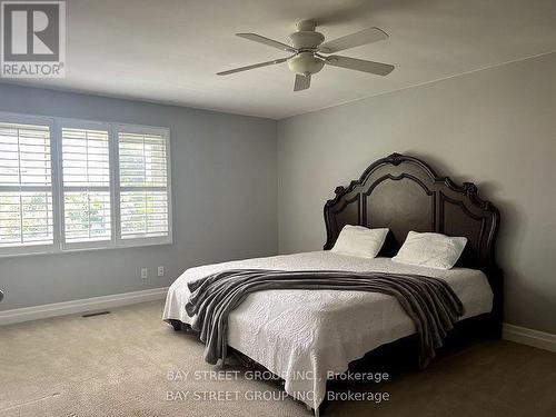 1744 Delderfield Crescent, Mississauga, ON - Indoor Photo Showing Bedroom