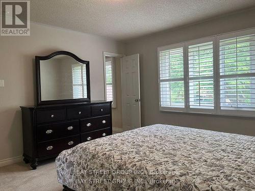 1744 Delderfield Crescent, Mississauga, ON - Indoor Photo Showing Bedroom