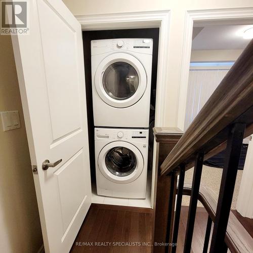 75 - 15 Luna Crescent, Mississauga, ON - Indoor Photo Showing Laundry Room