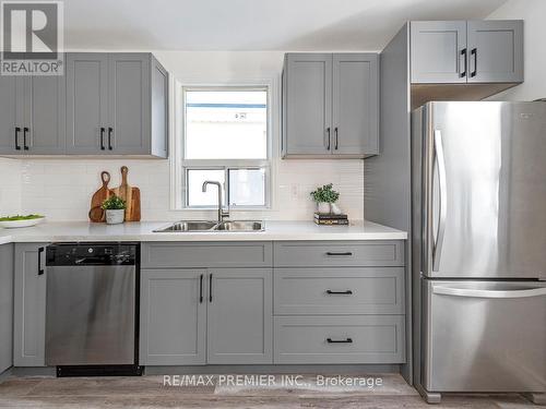 1098 Eastmount Avenue, Mississauga, ON - Indoor Photo Showing Kitchen With Double Sink