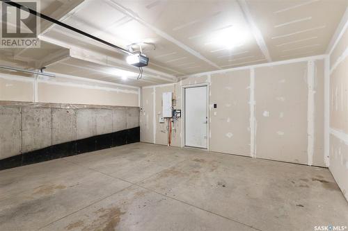 1018 Evergreen Boulevard, Saskatoon, SK - Indoor Photo Showing Garage