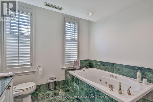 129 - 2289 Lake Shore Boulevard W, Toronto, ON - Indoor Photo Showing Bathroom