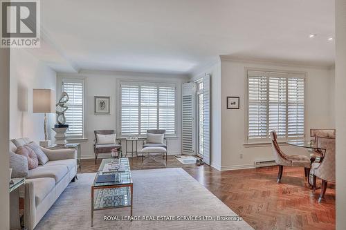 129 - 2289 Lake Shore Boulevard W, Toronto, ON - Indoor Photo Showing Living Room