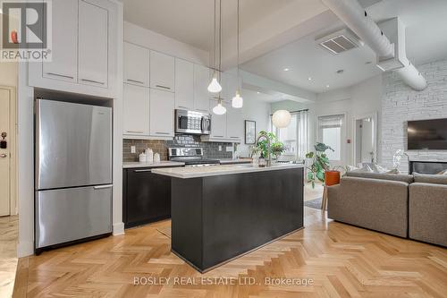 204 - 99 Chandos Avenue, Toronto, ON - Indoor Photo Showing Kitchen With Stainless Steel Kitchen With Upgraded Kitchen