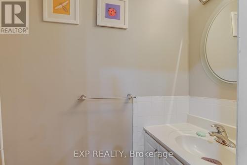 14 San Marino Way, Toronto, ON - Indoor Photo Showing Bathroom