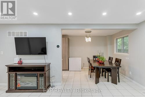 14 San Marino Way, Toronto, ON - Indoor Photo Showing Dining Room