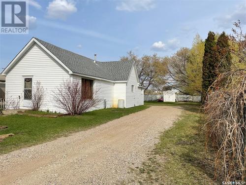 113 6Th Street N, Nipawin, SK - Outdoor