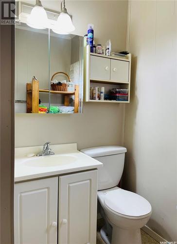 113 6Th Street N, Nipawin, SK - Indoor Photo Showing Bathroom