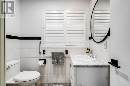 3073 Centennial Crescent, Kingsville, ON - Indoor Photo Showing Bathroom