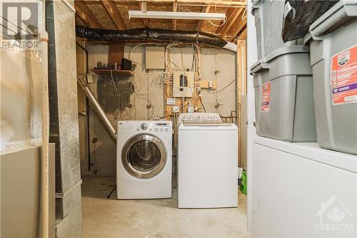 235 Huntersfield Drive, Ottawa, ON - Indoor Photo Showing Laundry Room