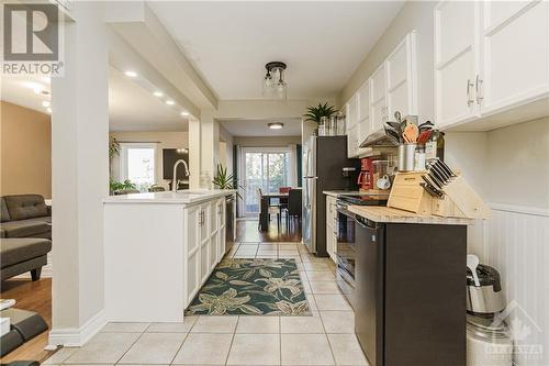 235 Huntersfield Drive, Ottawa, ON - Indoor Photo Showing Kitchen