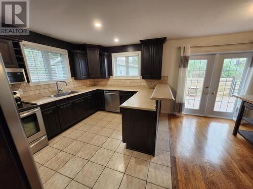 49 Victory Lane, Mount Pearl, NL - Indoor Photo Showing Kitchen