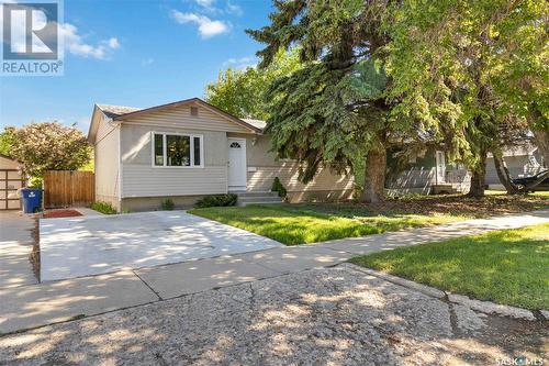 2702 33Rd Street W, Saskatoon, SK 