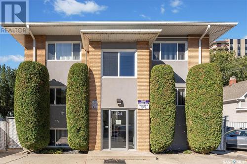 424 3Rd Avenue N, Saskatoon, SK - Outdoor With Facade