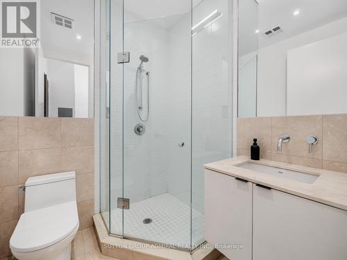 134 - 380 Macpherson Avenue, Toronto, ON - Indoor Photo Showing Bathroom