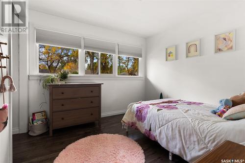 3527 Allen Avenue, Regina, SK - Indoor Photo Showing Bedroom