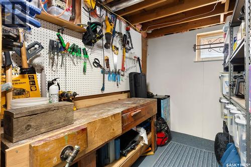 3527 Allen Avenue, Regina, SK - Indoor Photo Showing Basement