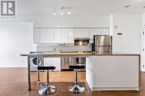 2508 - 29 Singer Court N, Toronto, ON - Indoor Photo Showing Kitchen With Upgraded Kitchen