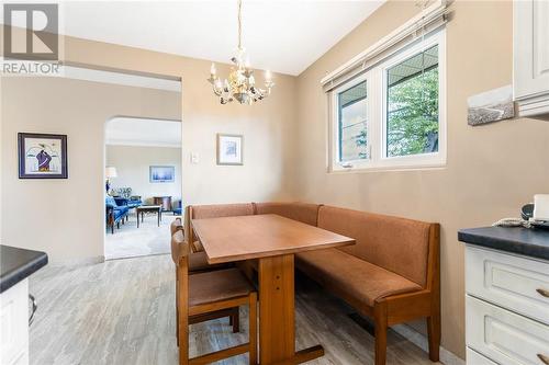 1535 Agincourt Avenue, Sudbury, ON - Indoor Photo Showing Dining Room