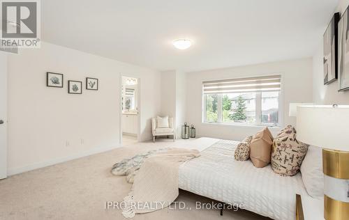 176 Lumb Drive, Cambridge, ON - Indoor Photo Showing Bedroom