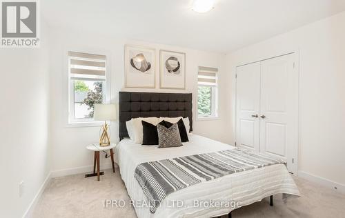 176 Lumb Drive, Cambridge, ON - Indoor Photo Showing Bedroom