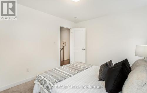 176 Lumb Drive, Cambridge, ON - Indoor Photo Showing Bedroom