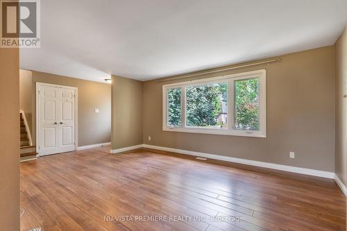 59 Scotchpine Crescent, London, ON - Indoor Photo Showing Other Room