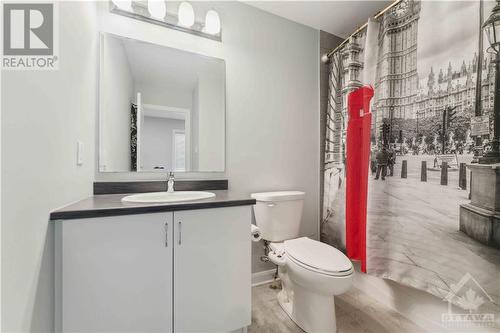 507 Clemency Crescent, Ottawa, ON - Indoor Photo Showing Bathroom