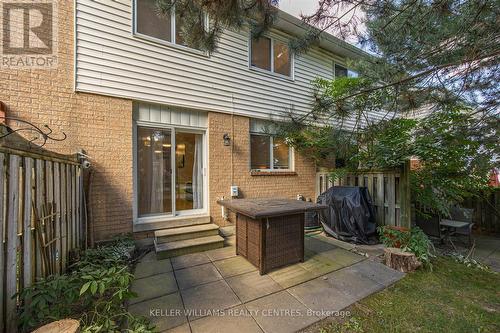 576 Priddle Road, Newmarket, ON 