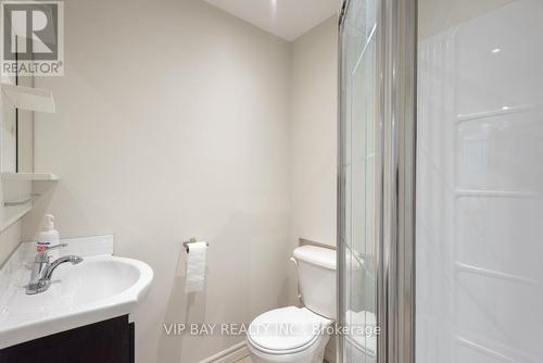 149 Toporowski (Bsmt) Avenue, Richmond Hill, ON - Indoor Photo Showing Bathroom