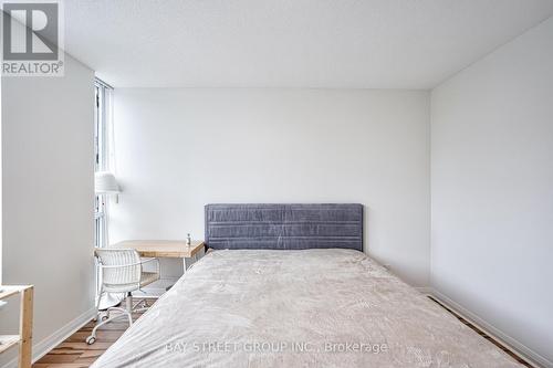 108 - 55 Eglinton Avenue W, Mississauga, ON - Indoor Photo Showing Bedroom